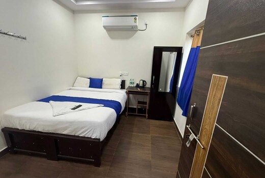 Hotel O Adibatla Formerly Sri Sri Aero Heights