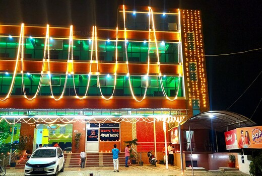 DIAMOND PALACE