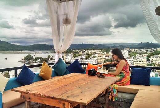 Hotel Udai Niwas by Lake Udaipur