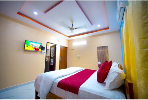 S S Homestay