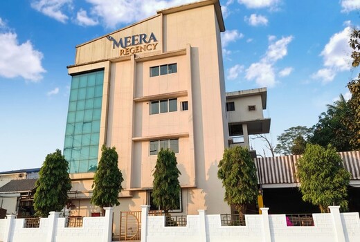 Hotel Meera Regency