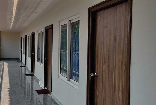 Hotel O V CONVENTION