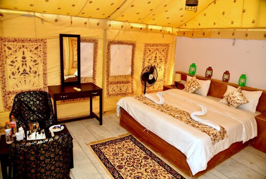 Mahindra Desert Resort