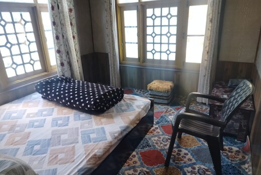 Hinter Land Resort