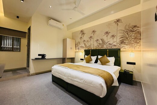 Hotel The Signature