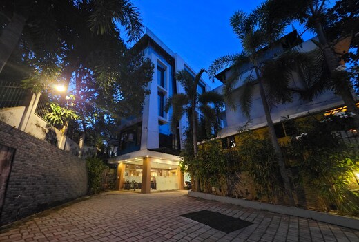 Opalo Kailas Kovalam