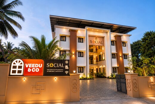 Veedu and Co Social