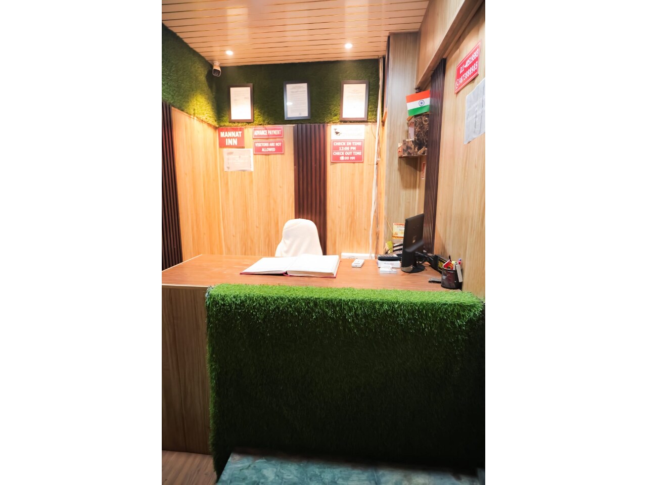 Hotel Mannat Inn