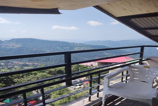 Ekkant Homestay | Mountain-view Rooms