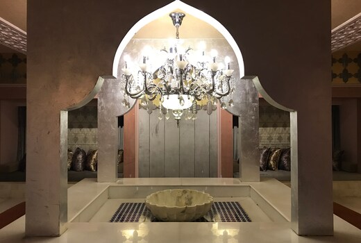 Hotel Pramod House of Classics