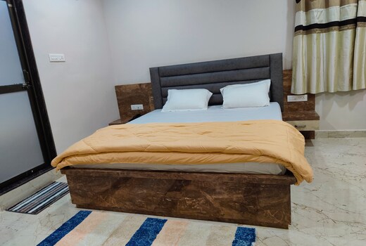 Hotel Meera inn