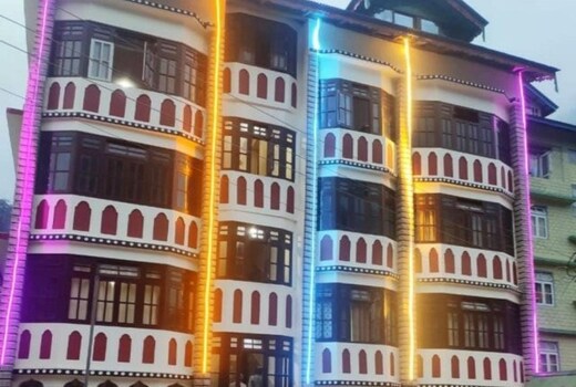 Hotel Taktsang Residency