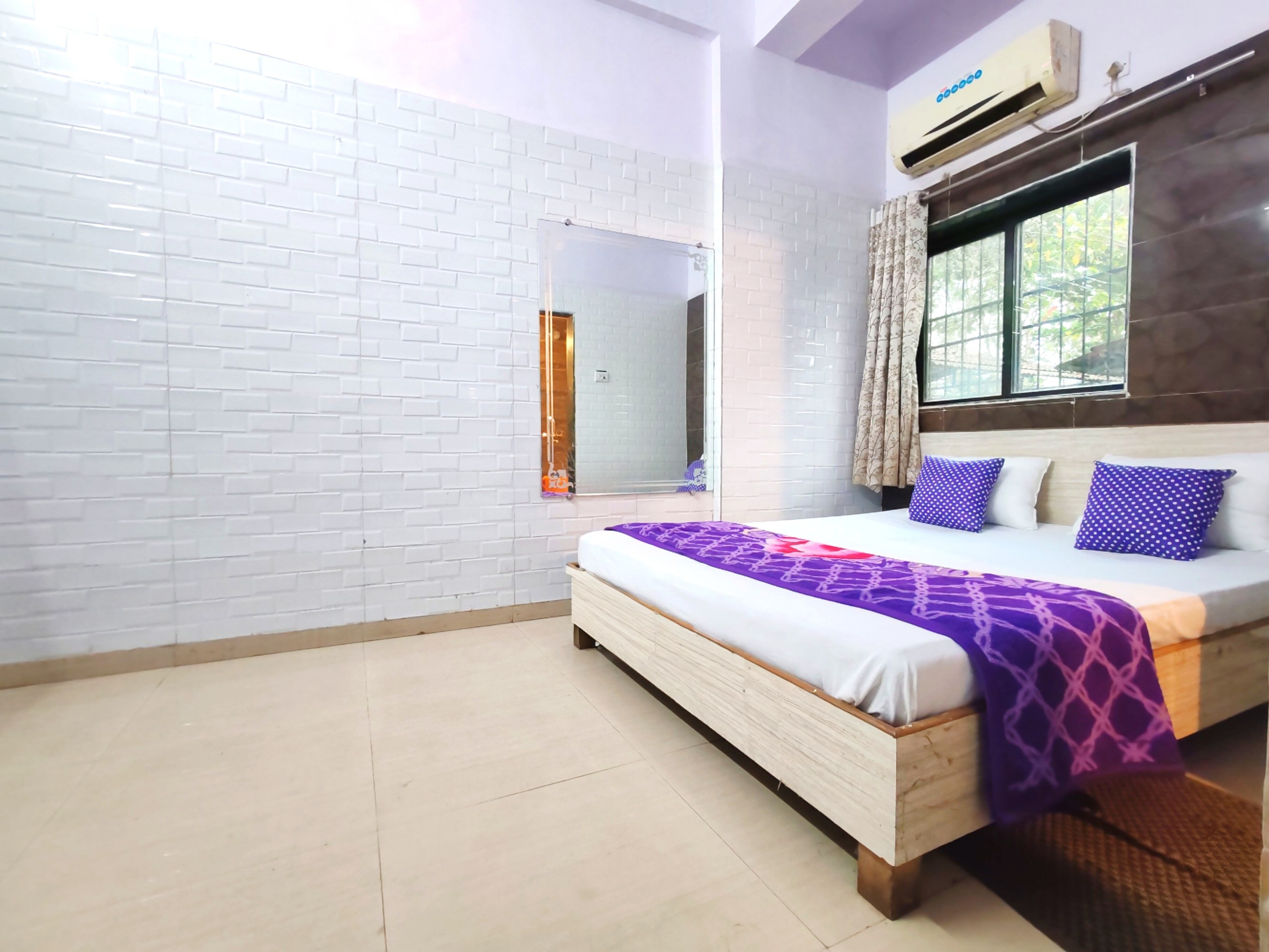 HOTEL METRO PALACE