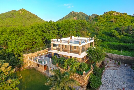 Kodiyat Villa | A luxury Pool Villa