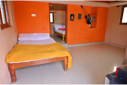 Aaradhya Home Stay
