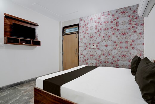Hotel O Royal Park
