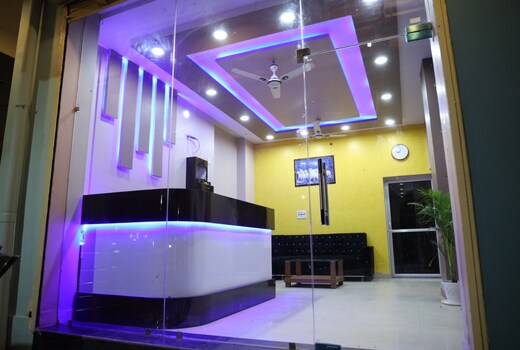 Hotel Bhanwar Palace