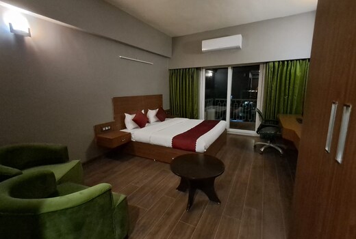 Luxsugero Studios Dehradun