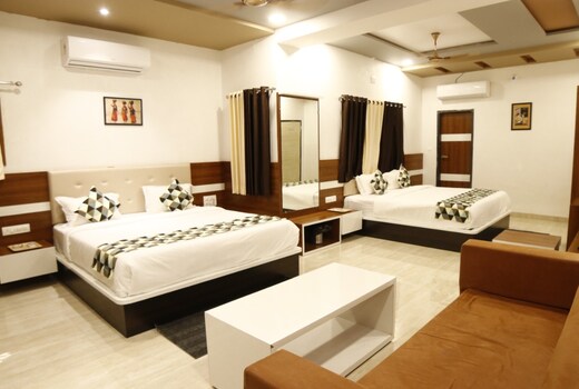 Shree Govindam Inn