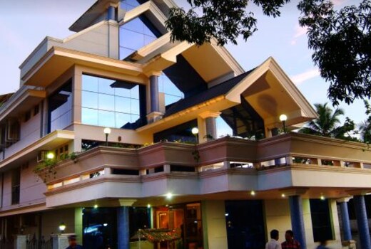 Hotel Surya, Nedumangad