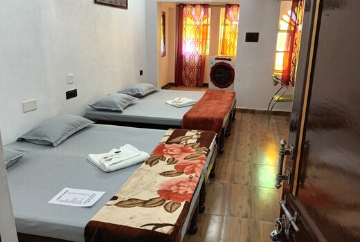 Jag Niwas Guest House