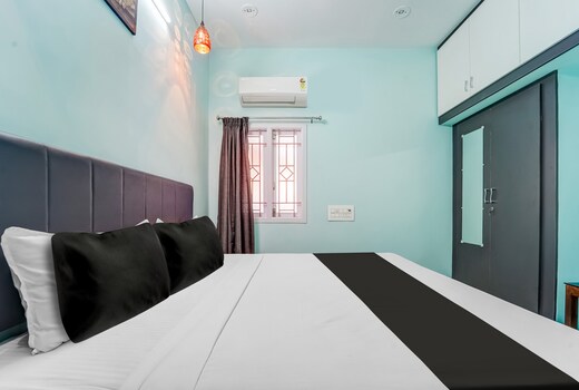 Hotel O Kamadhenu Residency