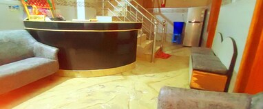 Hotel Ishaan International