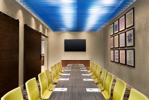 Holiday Inn Express CALHOUN SOUTH