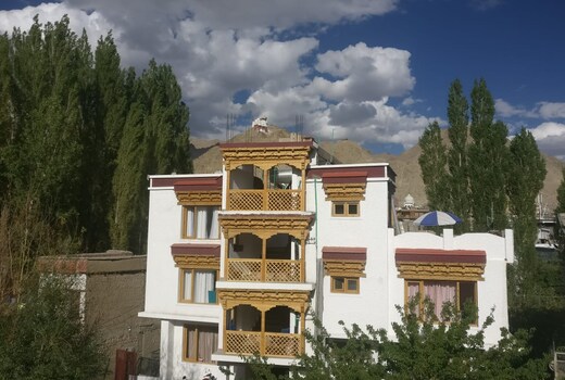 Skitpo Guest House