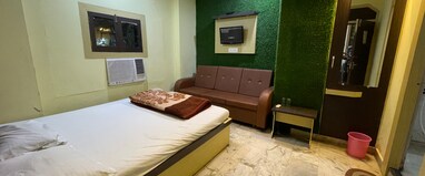 HOTEL ROXY DLX