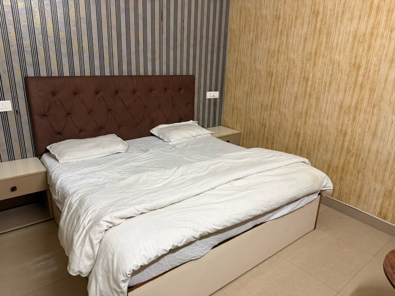 Collection O Sector 78 Mohali Formerly Hotel Prince