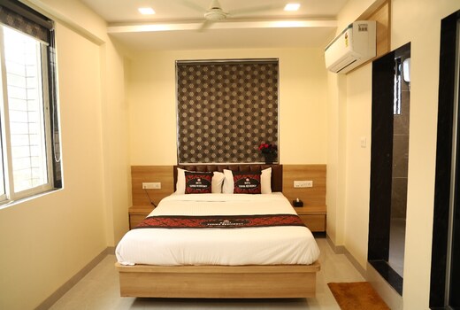 Hotel Yuvika Residency