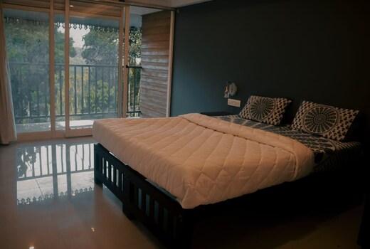 Gayathri Homestay