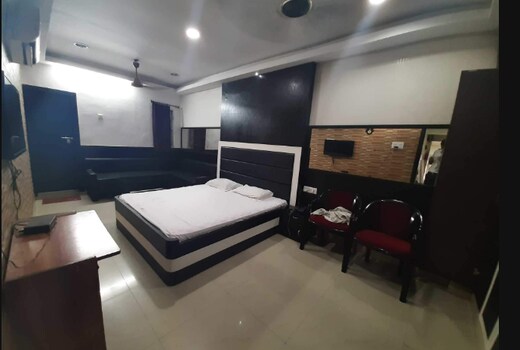 Raj Palace By GRB