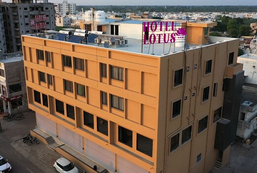 HOTEL LOTUS