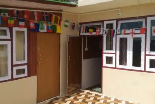 Mountain Homestay | Rooms & Caretaker