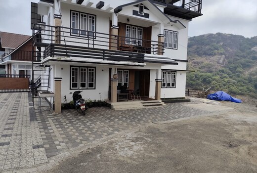 Vin Land Villa