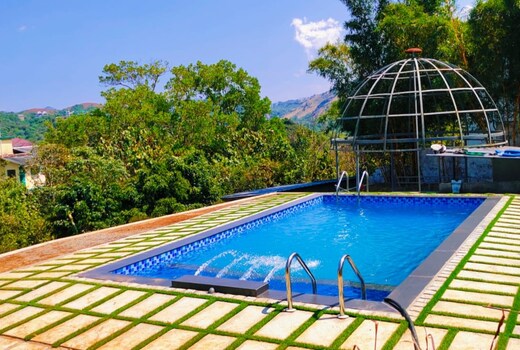 Executive Sharon pool villa