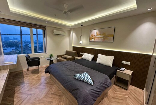 Luxurious Evening Stay At Sun Twilight Studio Apt