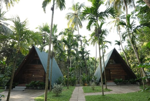 De Waga - A Frame Staycation