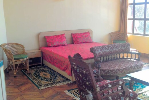 Studio Apartment Doon Valley View
