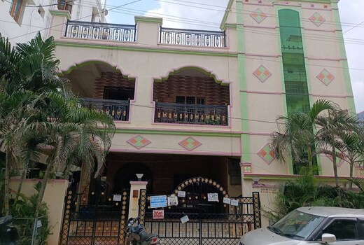 Tripurana's Terrace Stay