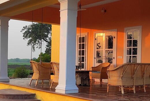 Riverstone Lodge