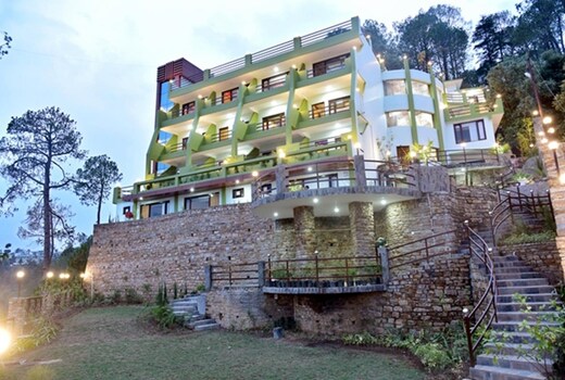 SUNITA HIMALAYAN PARADISE