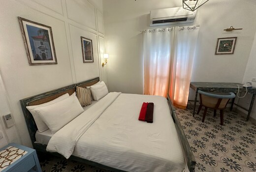 2BHK Penthouse with Jaccuzi- Riviera Hermitage