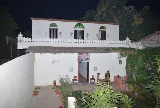 Vinayak Paying Guest House