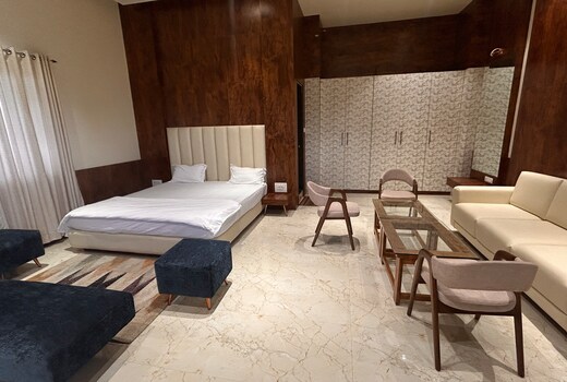 Shaurya Resorts