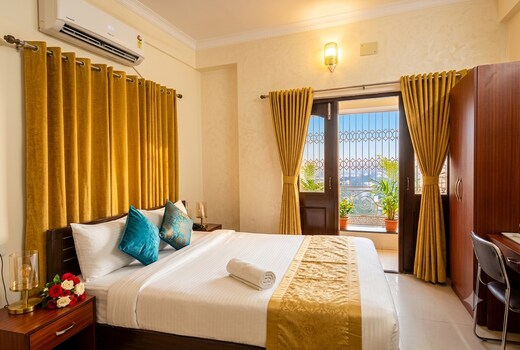Krishna Kunja | Luxurious Rooms 13 mins from Airport