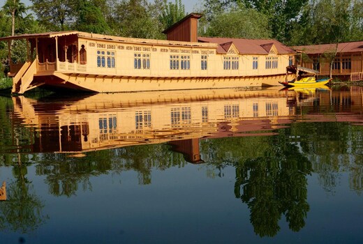Houseboat Mother Kashmir