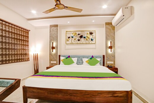 Treebo Lazystay Elite